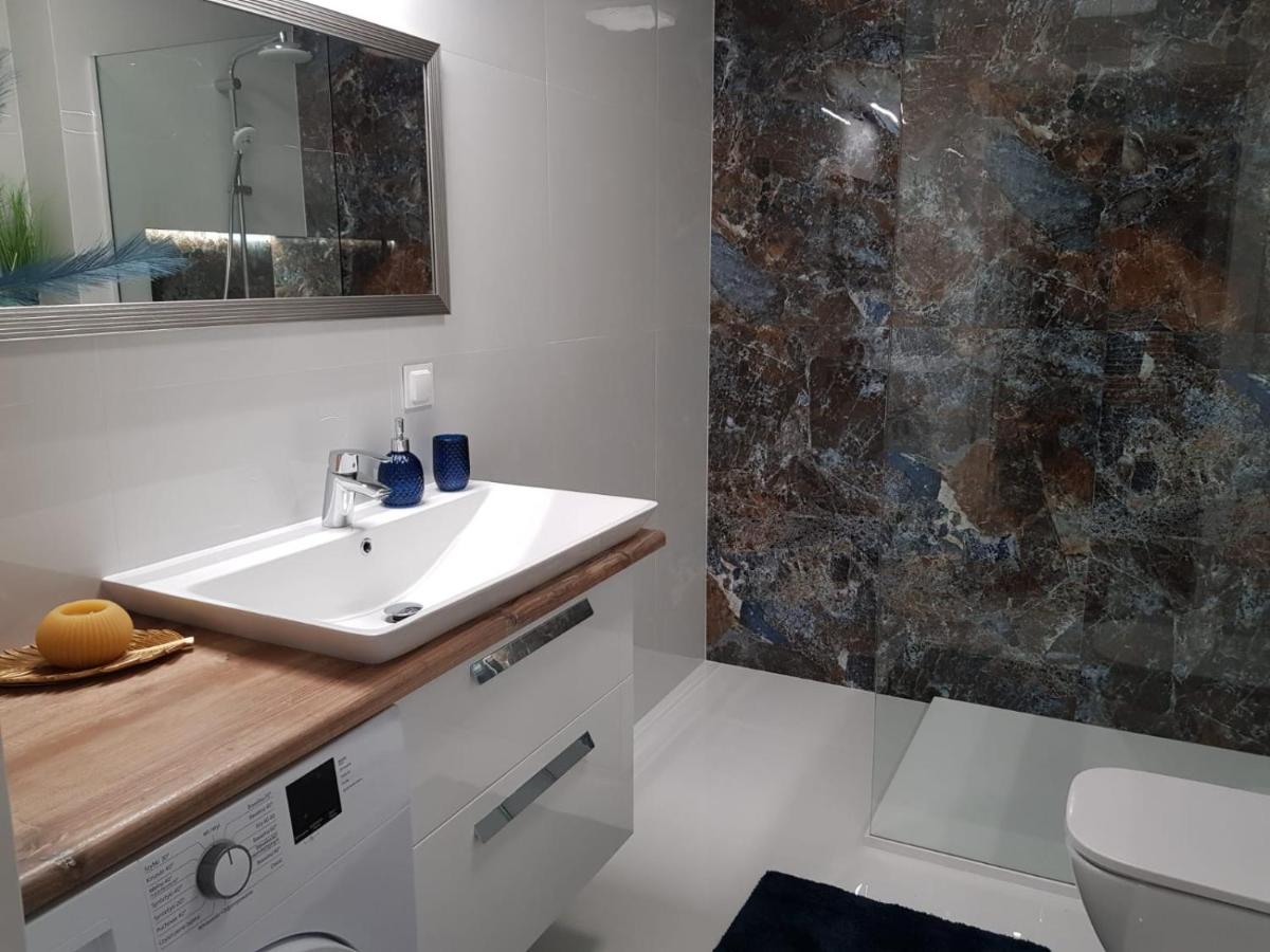 Apartament City View Wes Quality Suite Poznań Eksteriør billede