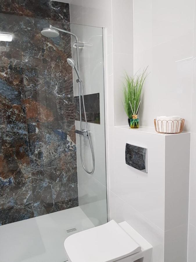 Apartament City View Wes Quality Suite Poznań Eksteriør billede