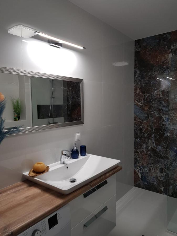 Apartament City View Wes Quality Suite Poznań Eksteriør billede