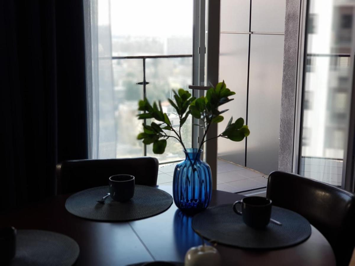 Apartament City View Wes Quality Suite Poznań Eksteriør billede